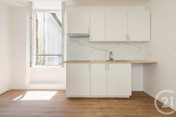 Appartement F3 à vendre  3 pièces - 50,81 m 2   PARIS  - 75011