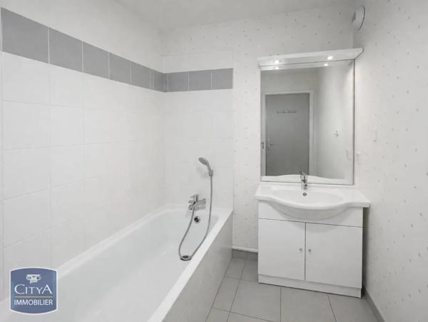 Appartement à vendre 2 pièces 48.86m²