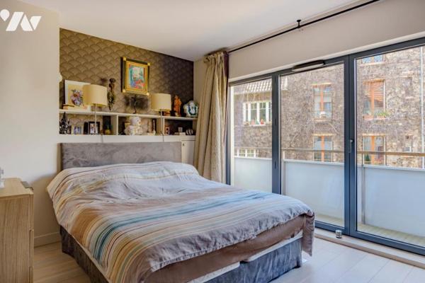 MEUDON / BELLEVUE - CENTRE - MAISON D'ARCHITECTE 6 PIÈCES AVEC TERRASSES ET JARDIN SUSPENDU