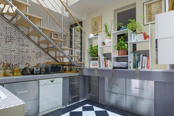 MEUDON / BELLEVUE - CENTRE - MAISON D'ARCHITECTE 6 PIÈCES AVEC TERRASSES ET JARDIN SUSPENDU