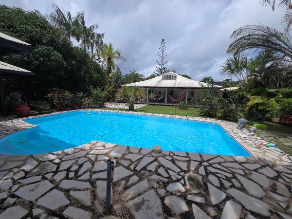 Villa T5 Duplex 160 m2 Secteur Remire