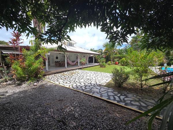 Villa T5 Duplex 160 m2 Secteur Remire