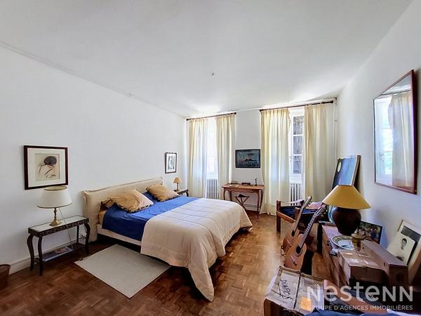 A Vendre Maison de Maître rénovée de 317 m² sur propriété arboré de près d'1,5 hectare