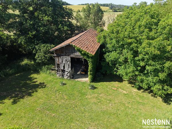 A Vendre Maison de Maître rénovée de 317 m² sur propriété arboré de près d'1,5 hectare