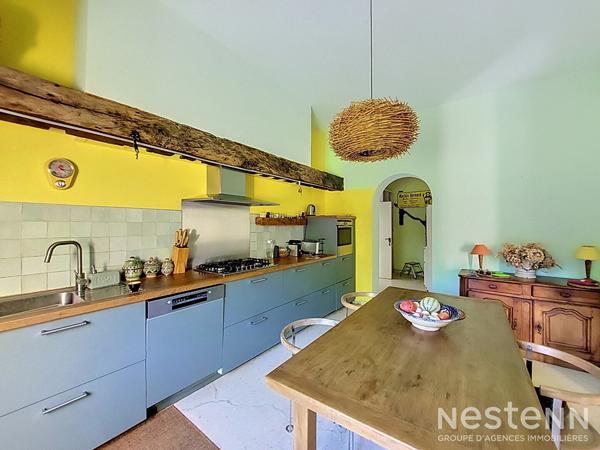 A Vendre Maison de Maître rénovée de 317 m² sur propriété arboré de près d'1,5 hectare