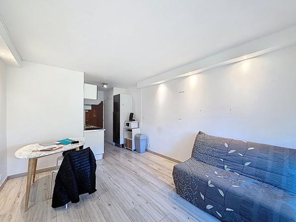 Exclusivité- Appartement 1 pièce à vendre à Peymeinade - Secteur Peygros