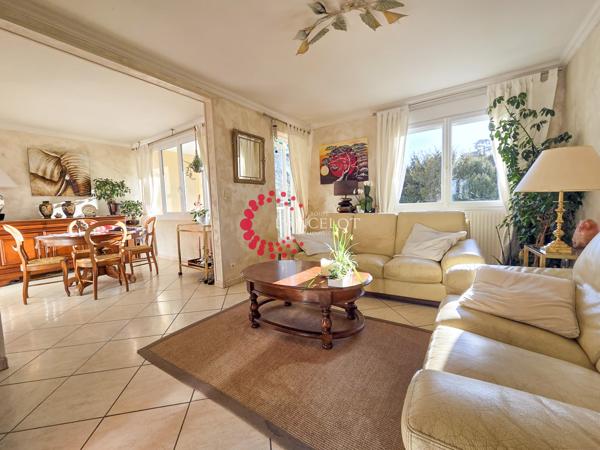 Appartement 4 pièces 81 m² avec balcon et parking privatif