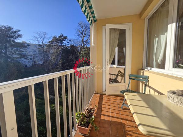 Appartement 4 pièces 81 m² avec balcon et parking privatif