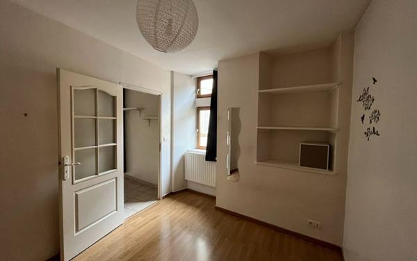 Appartement à louer    1 pièce •  Mende