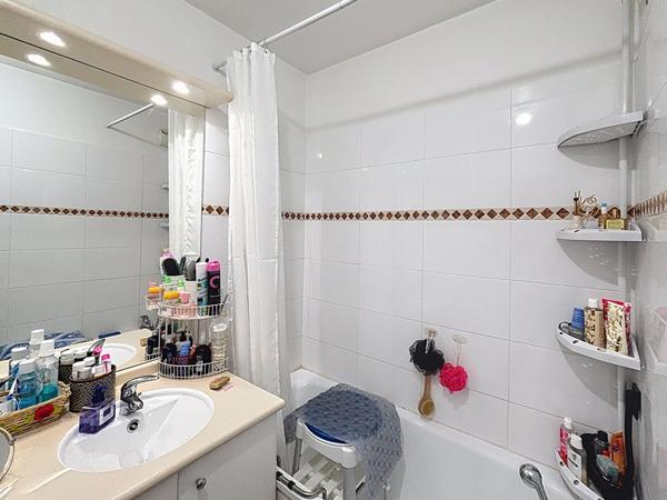 Appartement Marseille 2 pièce(s) 42 m2