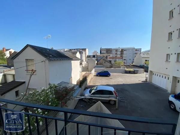 Appartement à louer 1 pièce 21.82m² Tours (37000)