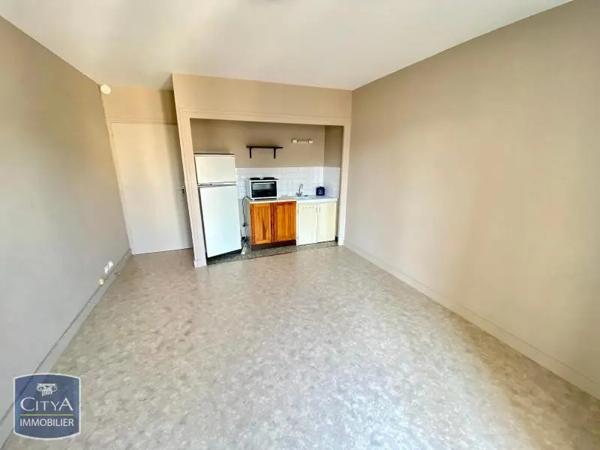Appartement à louer 1 pièce 21.82m² Tours (37000)