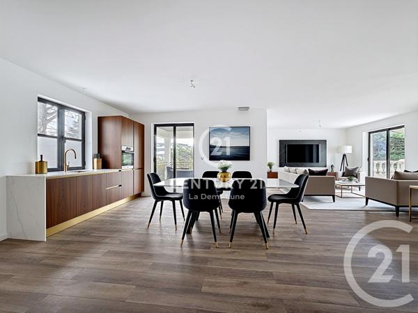 Maison à vendre  8 pièces - 184,02 m2 CHAMPAGNE AU MONT D OR - 69