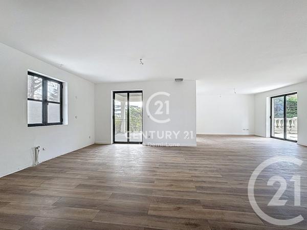 Maison à vendre  8 pièces - 184,02 m2 CHAMPAGNE AU MONT D OR - 69