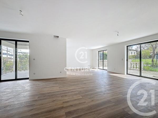 Maison à vendre  8 pièces - 184,02 m2 CHAMPAGNE AU MONT D OR - 69