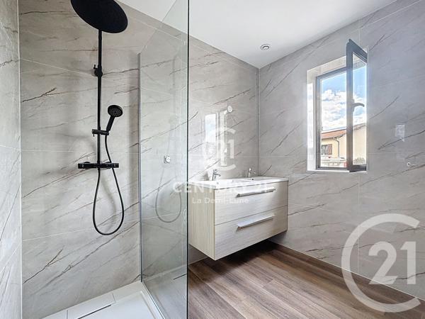 Maison à vendre  8 pièces - 184,02 m2 CHAMPAGNE AU MONT D OR - 69