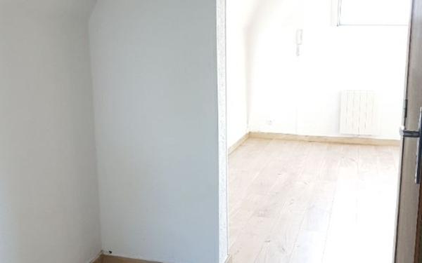 Appartement à louer    2 pièces •  Lillers