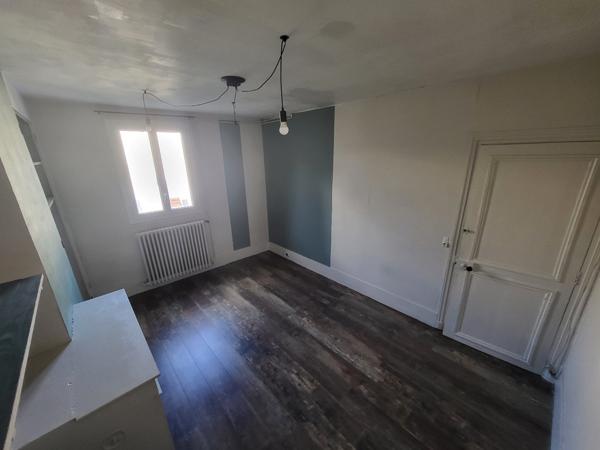 Appartement à LAGNY SUR MARNE (77400)