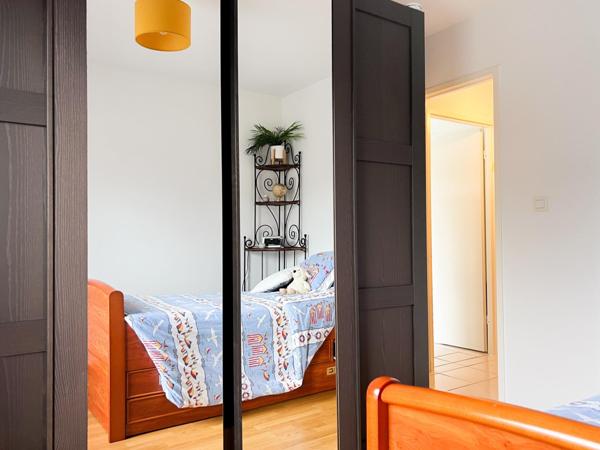 Rare à Saint-Martin : Triplex contemporain avec rooftop, terrasses et garage – DPE C