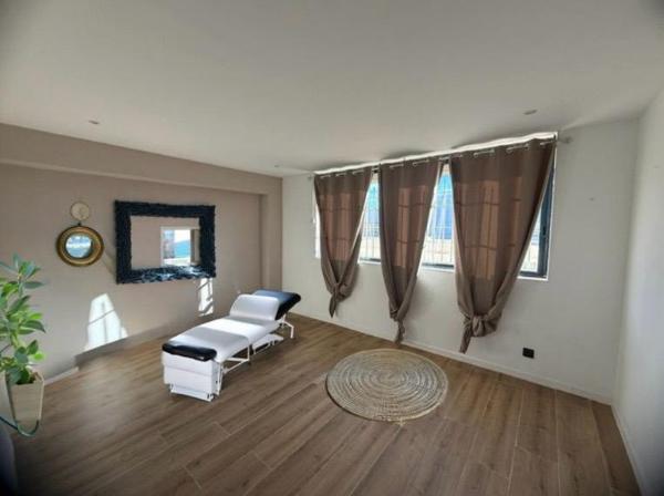 Local Commercial - 130 m²