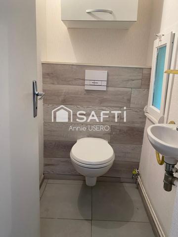 Maison de ville, tout confort, avec garage