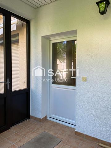 Maison de ville, tout confort, avec garage