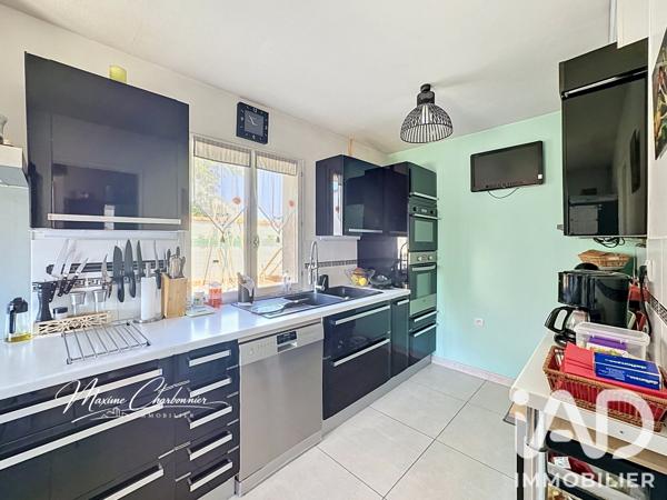 Maison à vendre 4 pièces 101 m² Vert-Saint-Denis