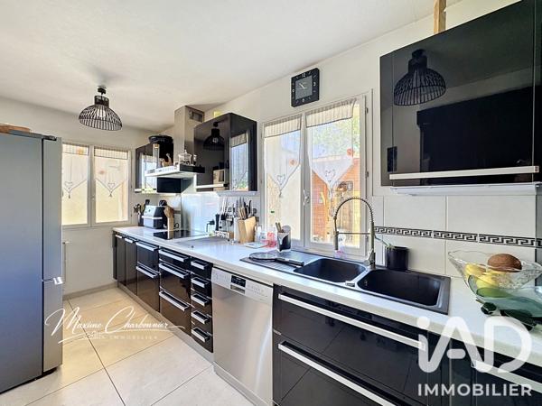 Maison à vendre 4 pièces 101 m² Vert-Saint-Denis