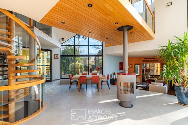 Maison d’architecte avec piscine dans le parc de Maisons-Laffitte