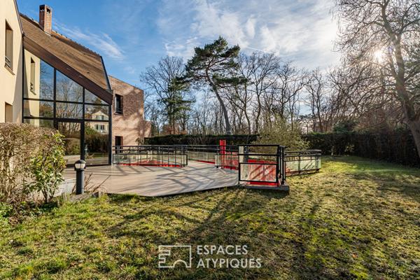 Maison d’architecte avec piscine dans le parc de Maisons-Laffitte