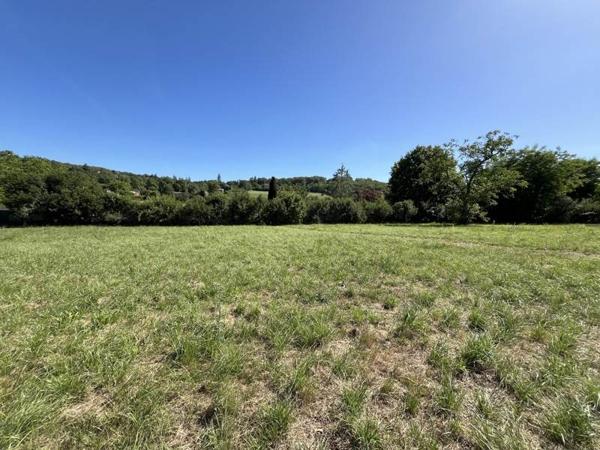 Terrain 45 000 € Martel 1100 m² DPE