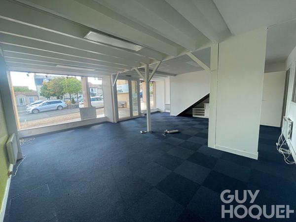 Local commercial Jaunay-Clan 150 m2