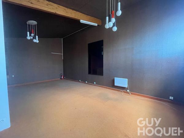 Local commercial Jaunay-Clan 150 m2