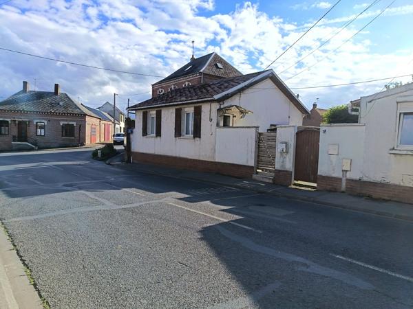 À vendre - Maison traditionnelle, 5 pièces située à Bray-sur-Somme (80340)