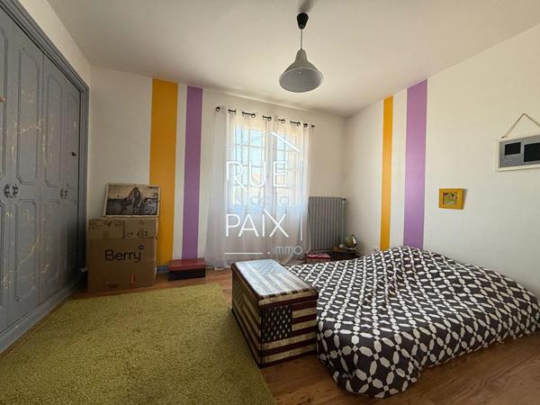 86200 LOUDUN Maison Loudun 5 pièce(s) 161 m2