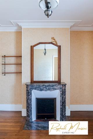 Versailles (78000) Versailles, Quartier Saint-Louis – Appartement 3 pièces + bureau, 73 m², charme de l'ancien