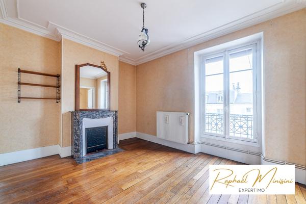 Versailles (78000) Versailles, Quartier Saint-Louis – Appartement 3 pièces + bureau, 73 m², charme de l'ancien