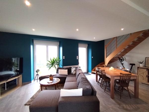 Montours (35460) Maison de bourg 6 pièces 172 m2