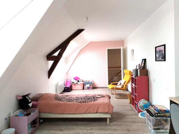 Montours (35460) Maison de bourg 6 pièces 172 m2