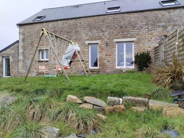 Montours (35460) Maison de bourg 6 pièces 172 m2