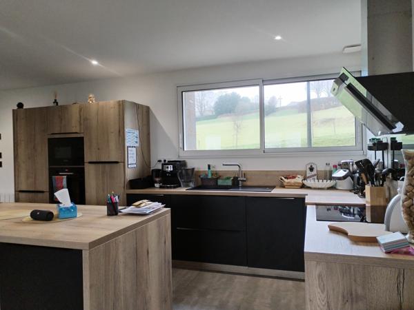 Montours (35460) Maison de bourg 6 pièces 172 m2