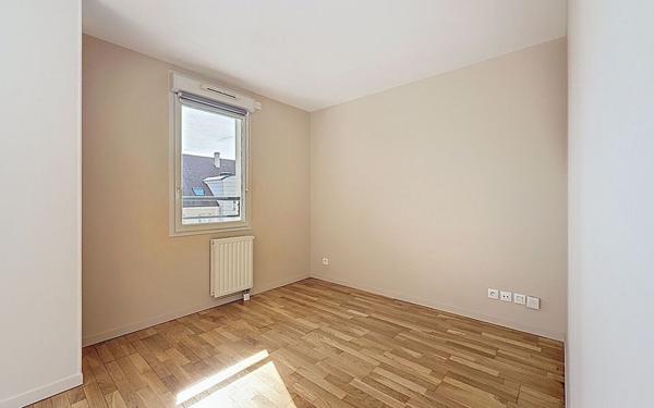 Appartement à vendre    2 pièces • 49,06 m2 Montigny-le-Bretonneux