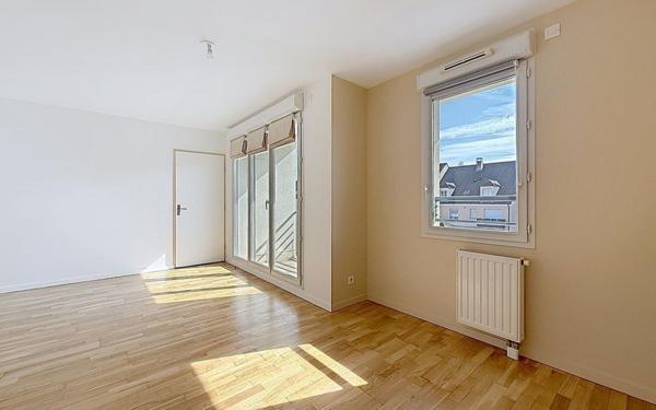 Appartement à vendre    2 pièces • 49,06 m2 Montigny-le-Bretonneux