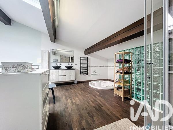 Maison à vendre 6 pièces 156 m² Venelles