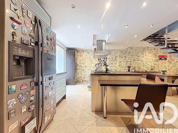 Maison à vendre 6 pièces 156 m² Venelles