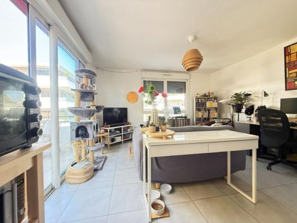 Appartement Juvignac 3 pièce(s) 57 m2+ Terrasse 31m²+place de parking