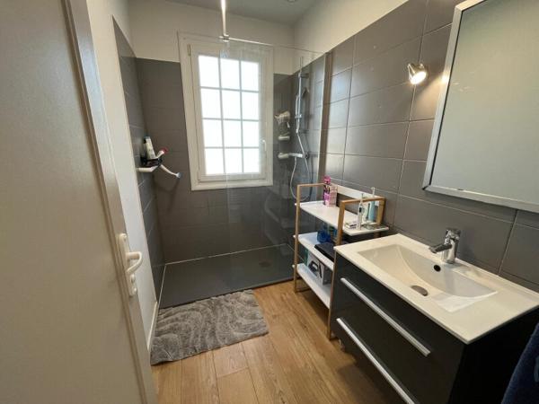 LA ROCHE SUR YON PROCHE GARE ! IMMEUBLE DE RAPPORT A VENDRE EXCLUSIVITE AMEPI