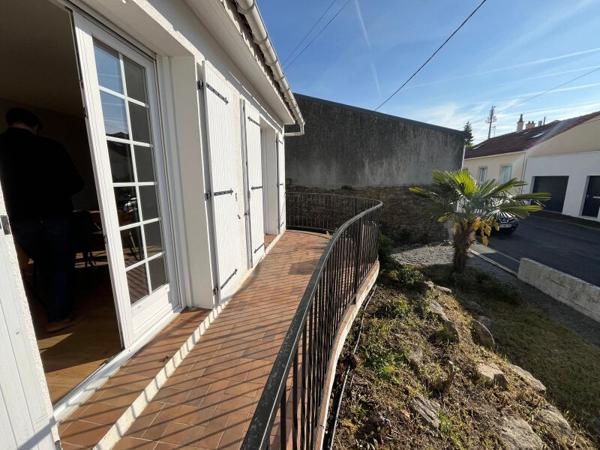 LA ROCHE SUR YON PROCHE GARE ! IMMEUBLE DE RAPPORT A VENDRE EXCLUSIVITE AMEPI