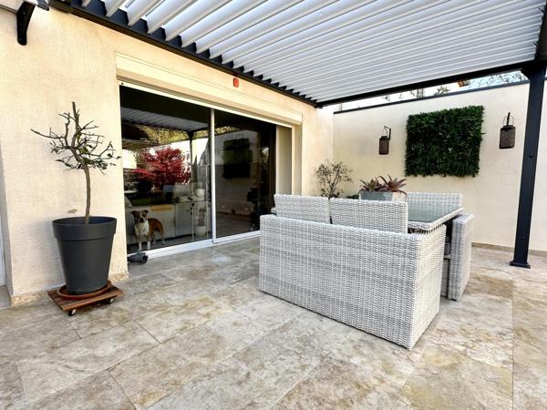 A VISITER SUR ENTRAIGUES SUR LA SORGUE, EN CAMPAGNE MAGNIFIQUE MAISON A ETAGE DE 81 M² SUR TERRAIN DE 216 M²