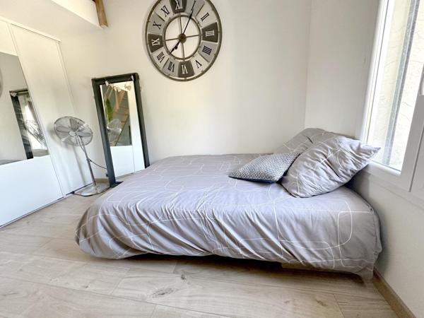 A VISITER SUR ENTRAIGUES SUR LA SORGUE, EN CAMPAGNE MAGNIFIQUE MAISON A ETAGE DE 81 M² SUR TERRAIN DE 216 M²